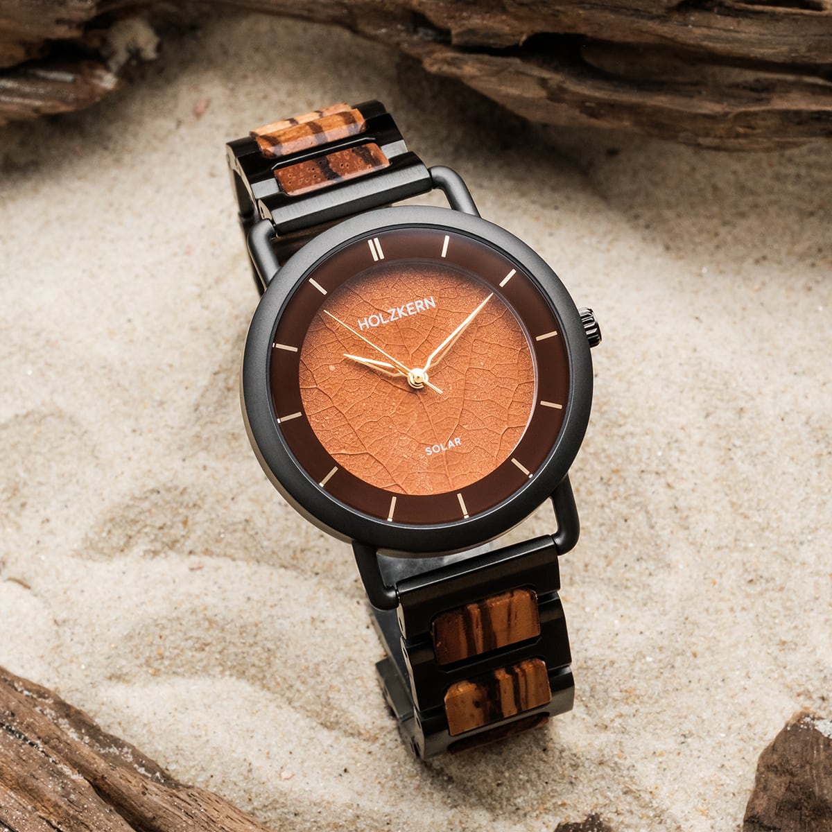 Lauri (Zebrawood/Leaf)