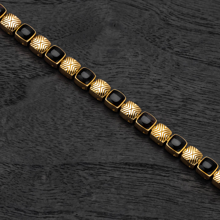 Peppered Strap (Maple/Gold)