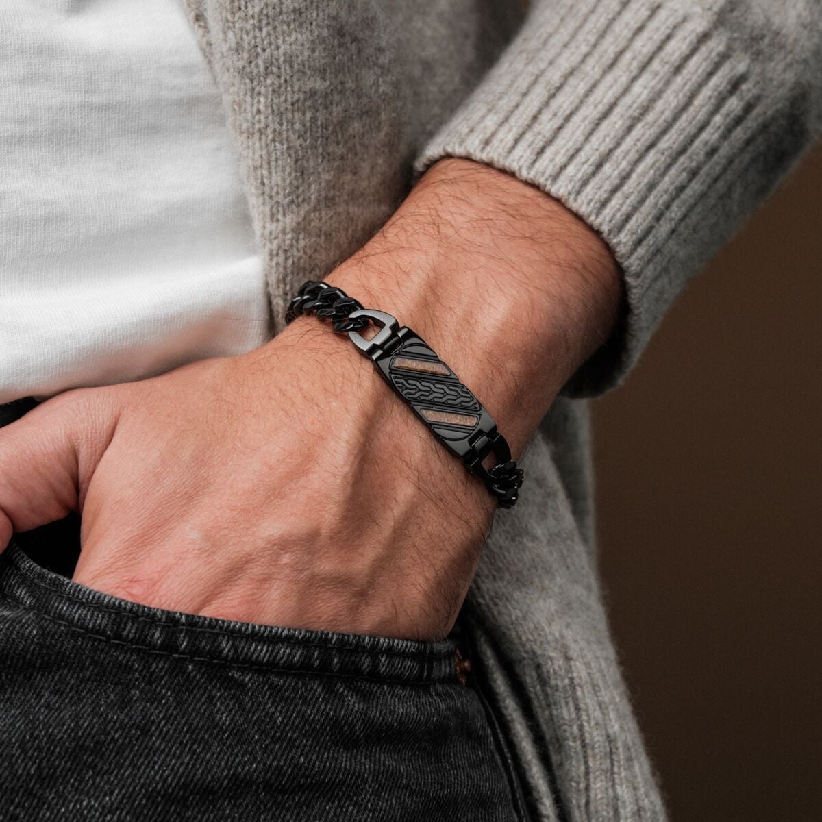 Pulsera Outlands (Corcho/Negro)