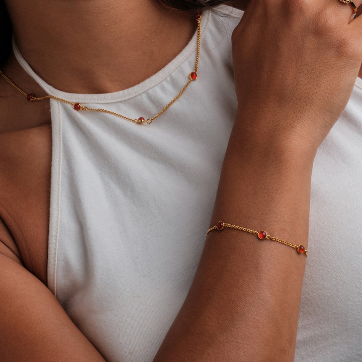 Dewdrops Bracelet (Chalcedony/Gold)