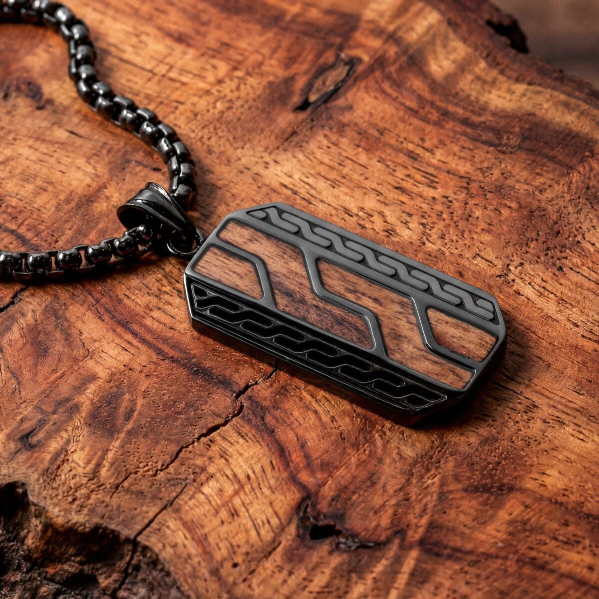 Outlands Necklace (Koa/Dark Gray)