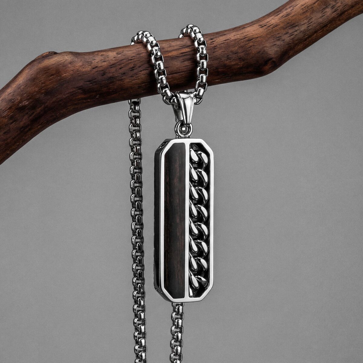 Collar Outlands (nogal/plata)