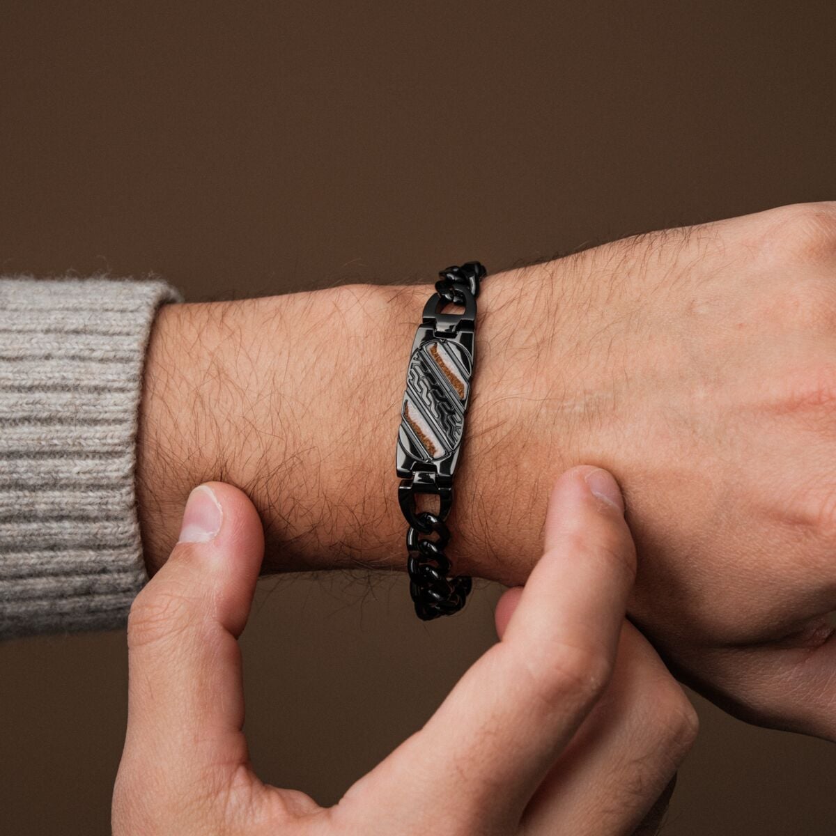 Pulsera Outlands (Corcho/Negro)