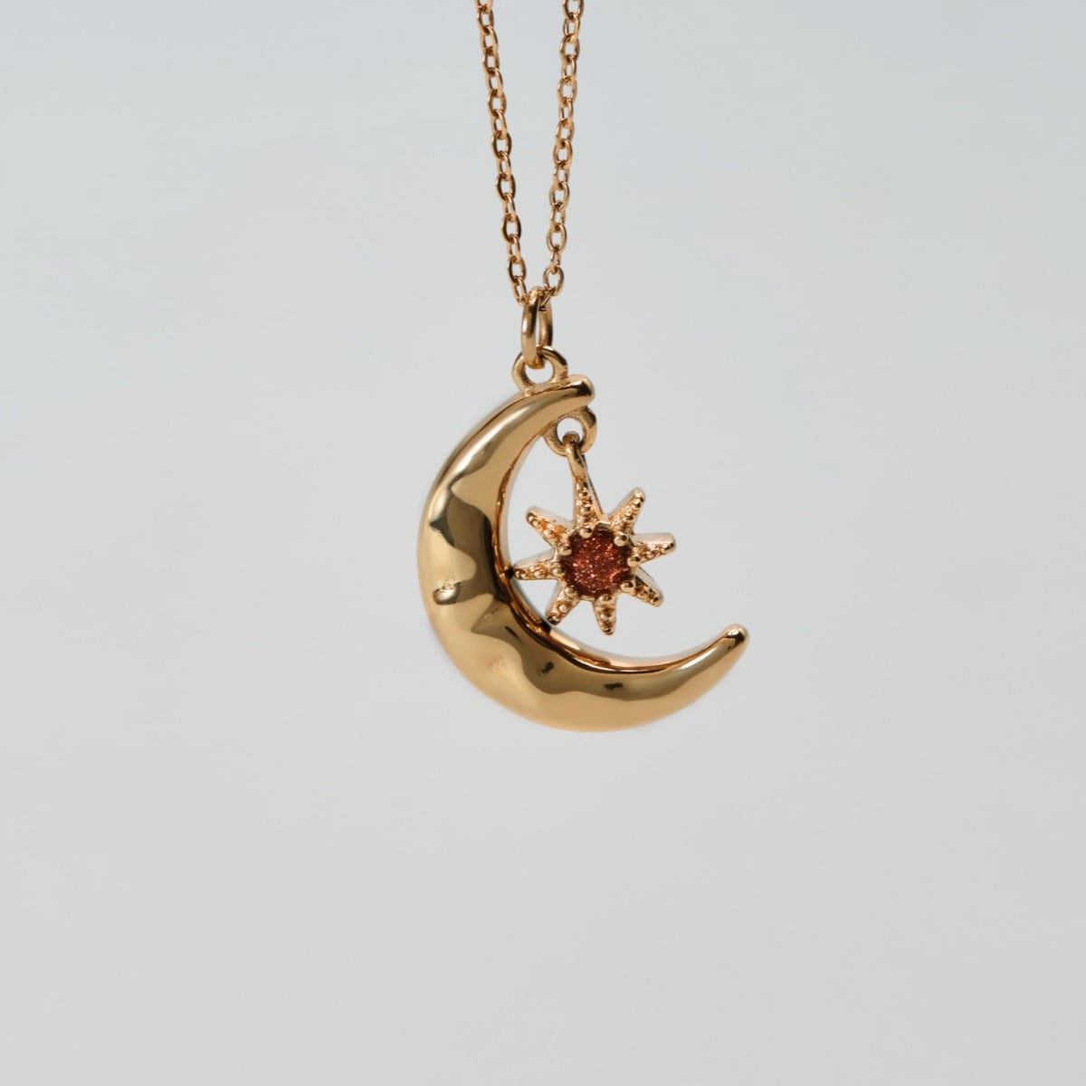 Newmoon Halskette (Sandstein/Gold)