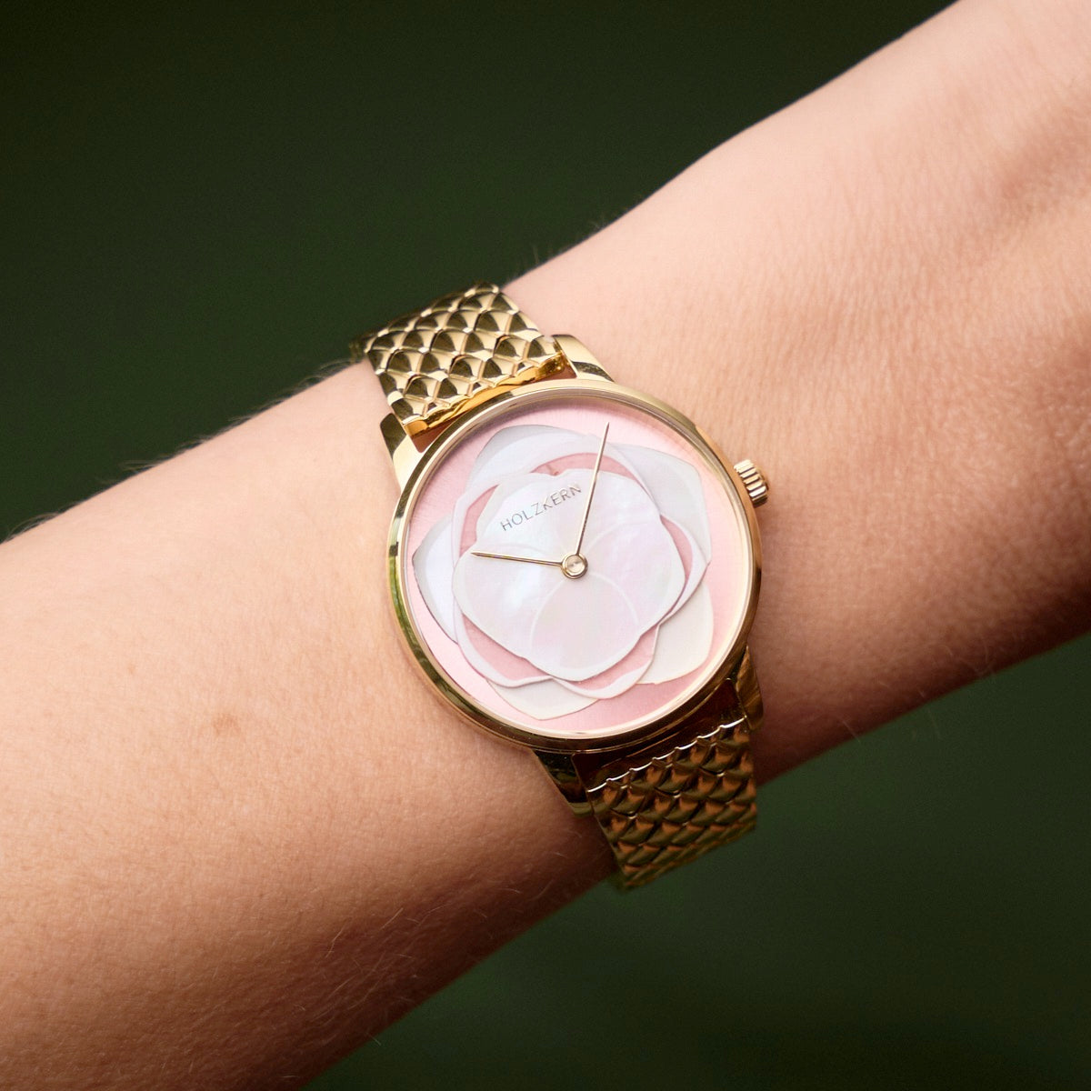 Rosetta (nacre/quartz rose)