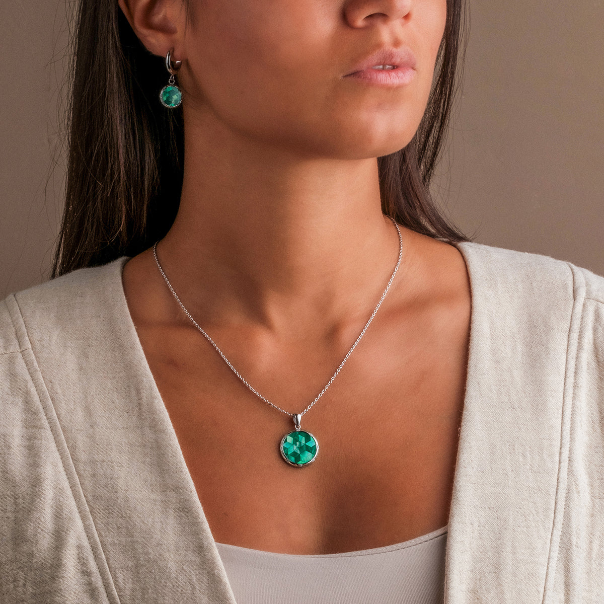 Soulgaze Necklace (Mother-of-pearl/Silver)